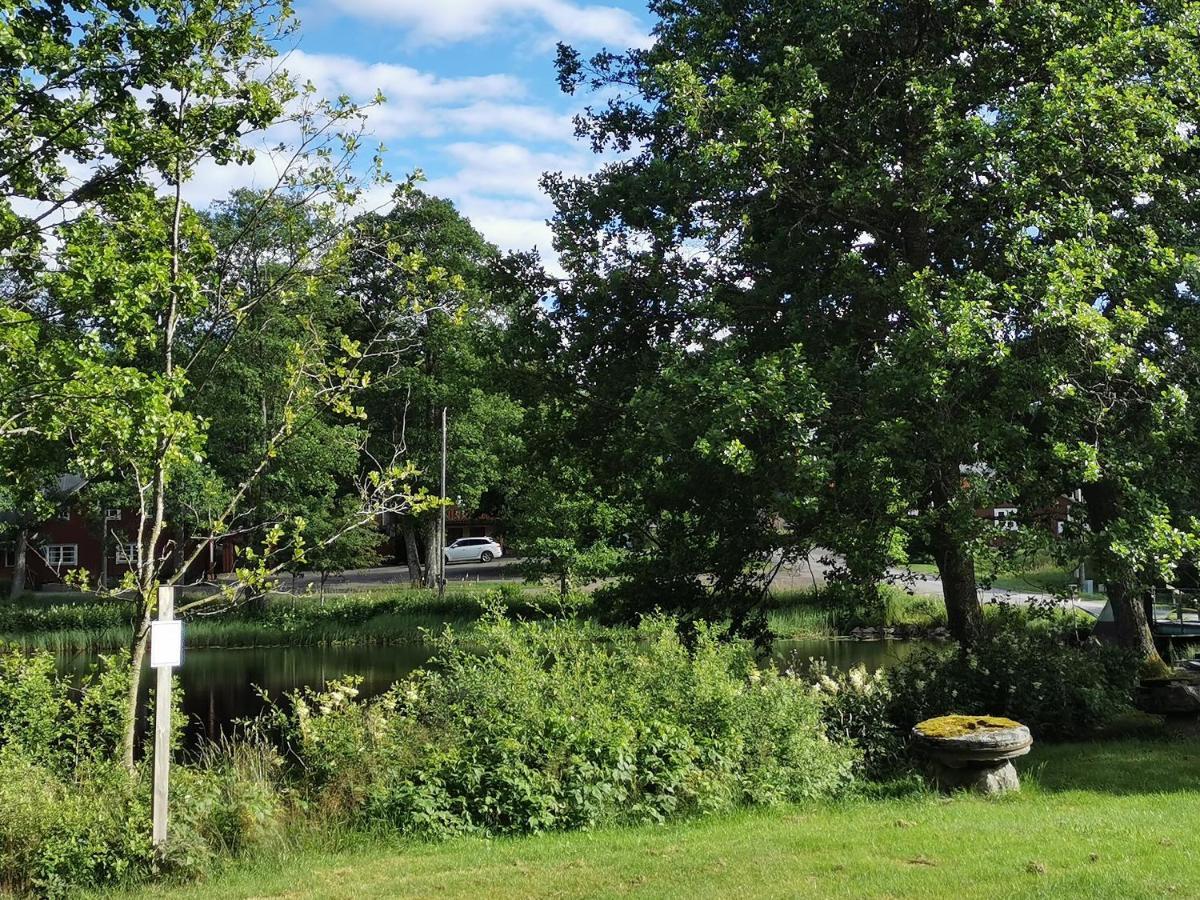 Yaberg Affaeren Bed & Breakfast Hyltebruk Dış mekan fotoğraf
