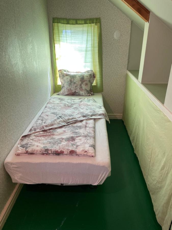 Yaberg Affaeren Bed & Breakfast Hyltebruk Dış mekan fotoğraf