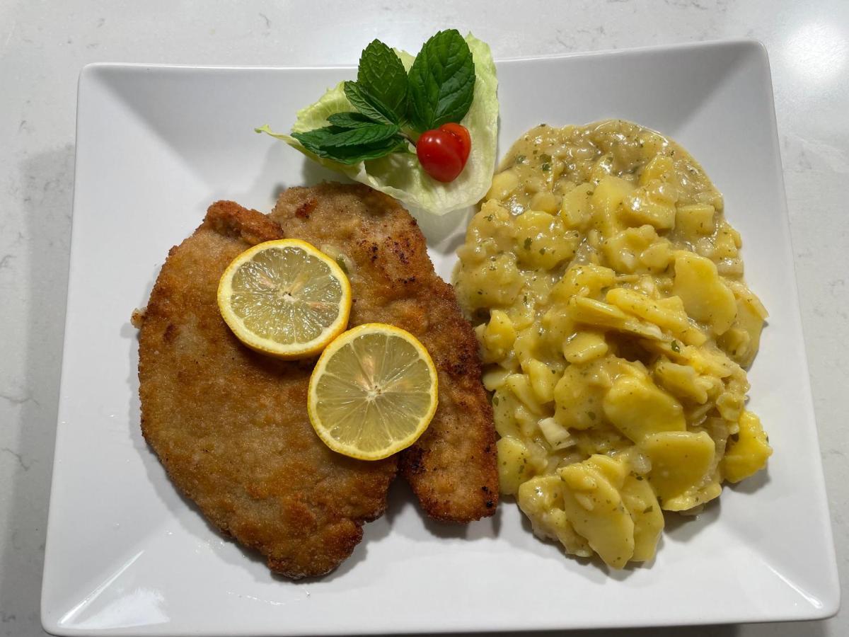 Yaberg Affaeren Bed & Breakfast Hyltebruk Dış mekan fotoğraf